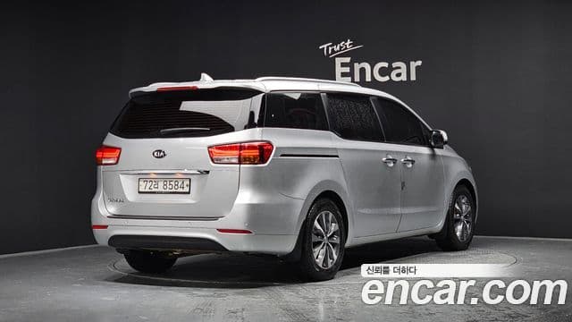 Kia All New Carnival Prestige, 2016 2