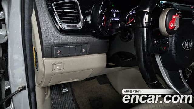 Kia All New Carnival Prestige, 2016 13