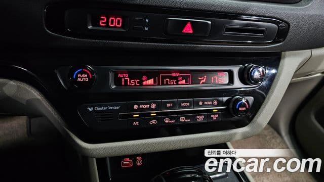 Kia All New Carnival Prestige, 2016 16