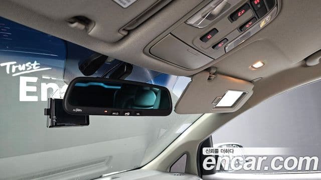 Kia All New Carnival Prestige, 2016 17