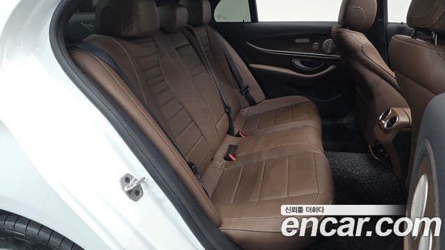 Mercedes-Benz E-класс W213 Exclusive, 2023 11