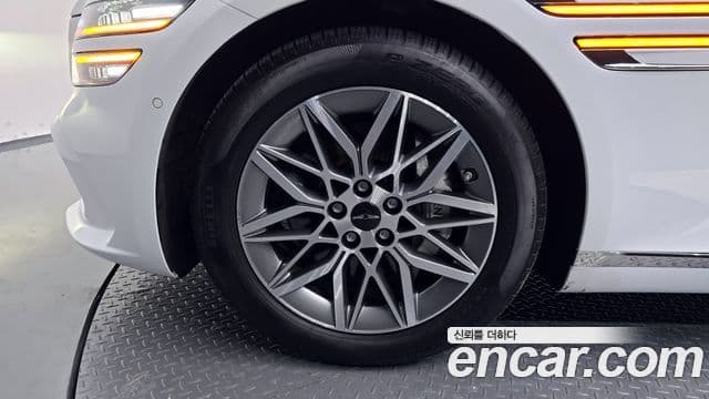 Genesis G80 (RG3) бензин 2.5 турбо 2WD, 2025 все фото