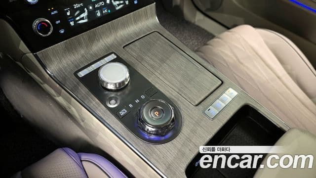 Genesis G80 (RG3) бензин 2.5 турбо 2WD, 2025 9