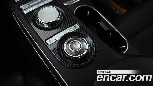 Genesis GV70, 2024 9