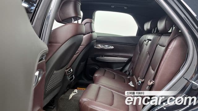 Genesis GV70, 2024 13