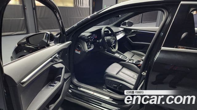 Audi A3 (8Y) Premium, 2023 10