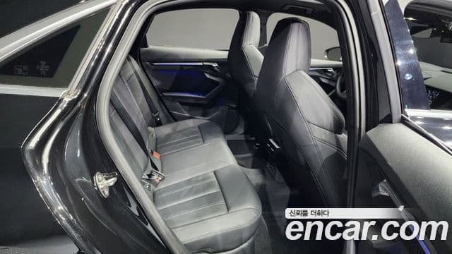 Audi A3 (8Y) Premium, 2023 12