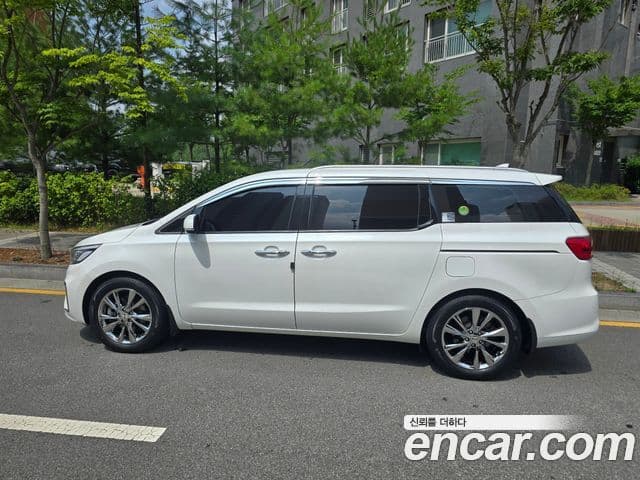 Kia The / новый New Carnival Special, 2019 6