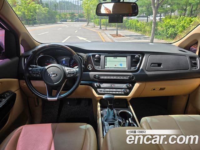 Kia The / новый New Carnival Special, 2019 9
