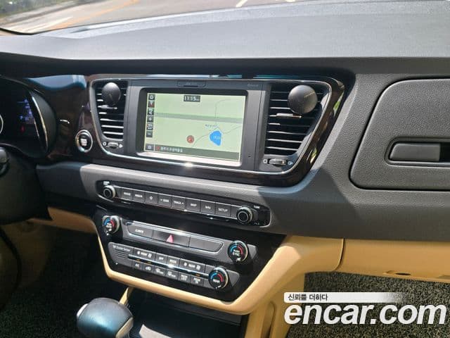 Kia The / новый New Carnival Special, 2019 13