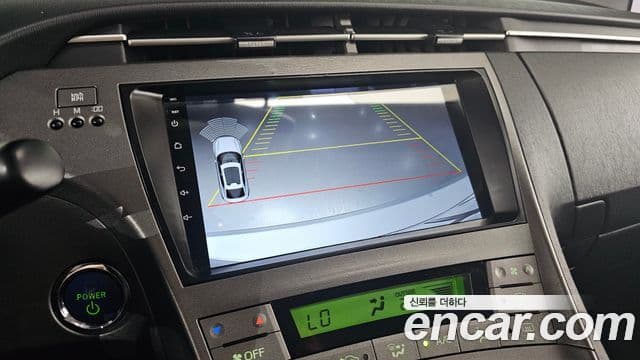 Toyota 프리우스 1.8 E, 2013 15