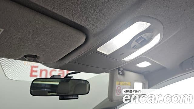 Toyota 프리우스 1.8 E, 2013 16