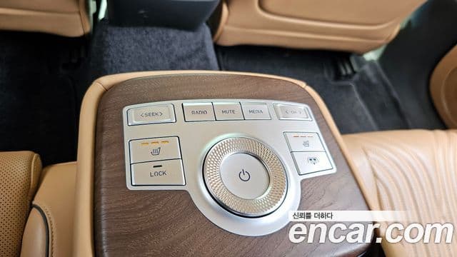 Genesis G80 (RG3) бензин 3.5 турбо AWD, 2021 18