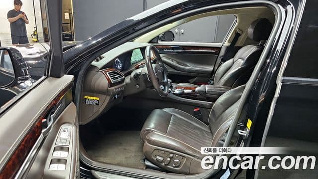 Genesis EQ900 Prestige, 2017 10