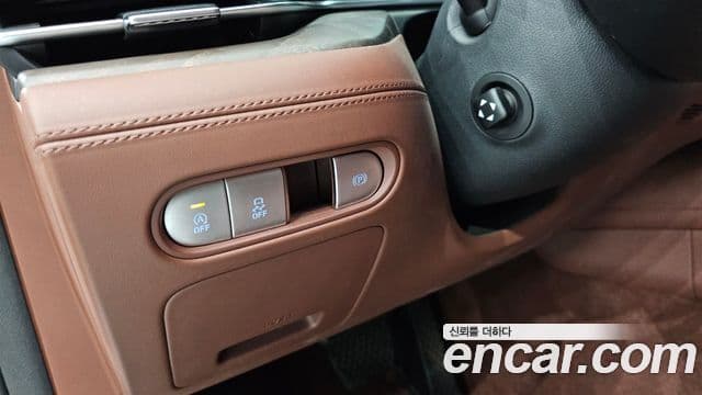 Genesis G90 (RS4) бензин 3.5 турбо AWD, 2022 12