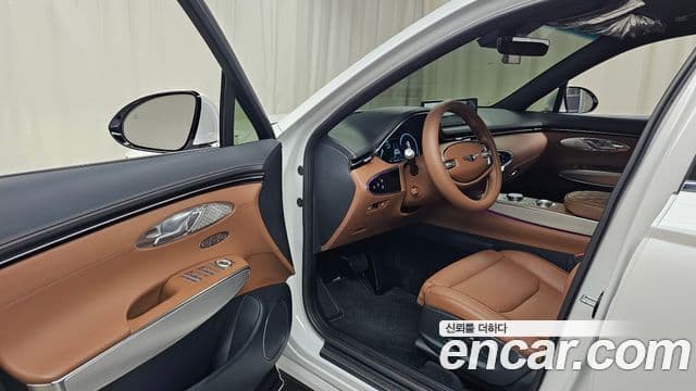 Genesis GV70, 2023 10