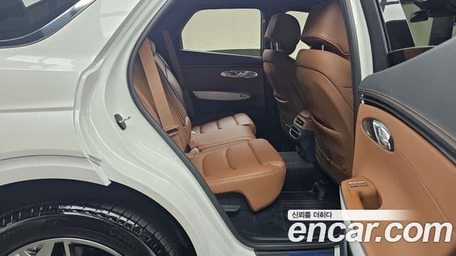 Genesis GV70, 2023 12