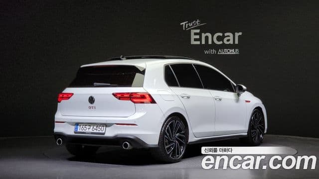 Volkswagen Гольф 8세대 2.0 GTI, 2024 2