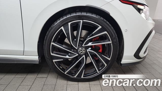 Volkswagen Гольф 8세대 2.0 GTI, 2024 все фото