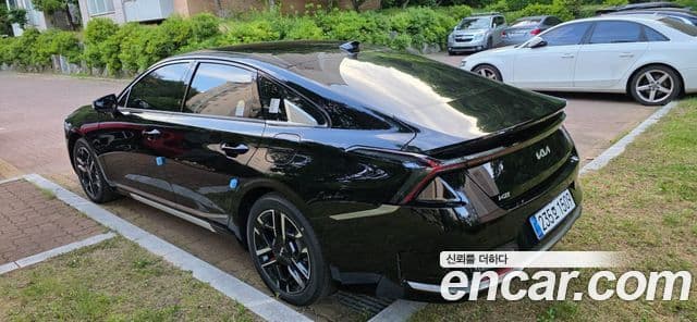 Kia The / новый New K8 Noblesse, 2025 3