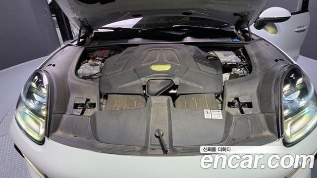 Porsche Cayenne (PO536) 3.0 Platinum Edition, 2023 6