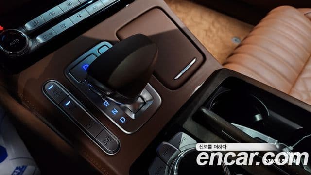 Genesis G90 лимузин Prestige, 2021 9