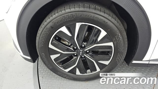 Kia EV6 Air, 2022 все фото