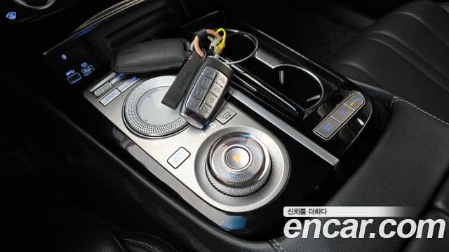 Genesis G80 (RG3) бензин 2.5 турбо AWD, 2021 9