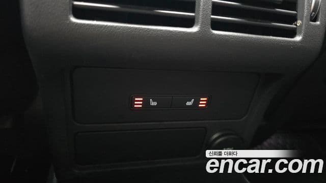 Jaguar XE P300 R-Dynamic HSE AWD, 2020 18