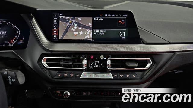 BMW 1시리즈 (F40), 2024 14