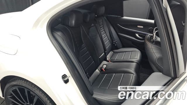 Mercedes-Benz E-класс W213 AMG Line, 2021 11