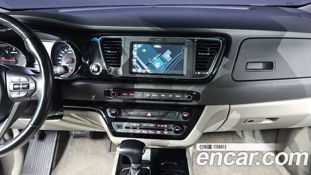 Kia All New Carnival Special, 2018 17