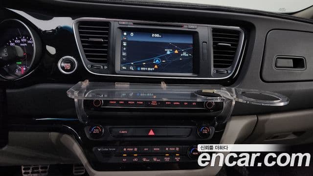 Kia All New Carnival Prestige, 2015 15