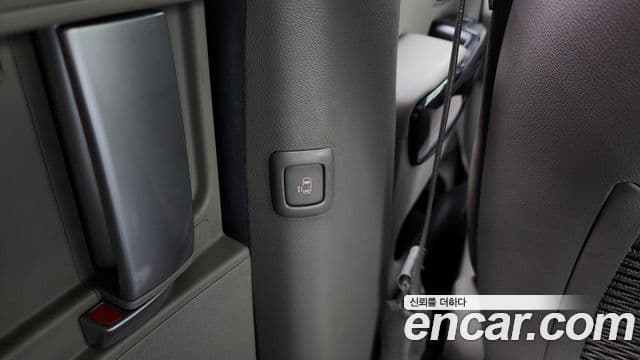 Kia All New Carnival Prestige, 2015 18