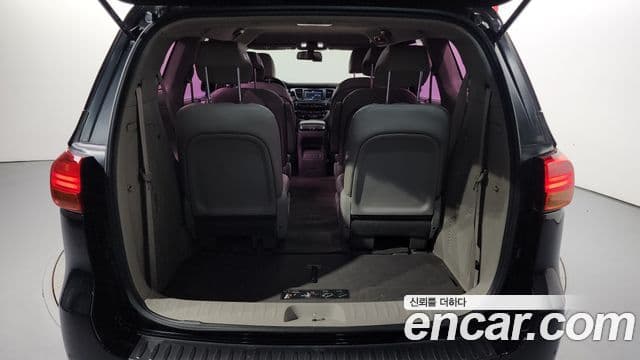 Kia All New Carnival Prestige, 2015 20