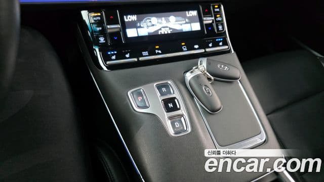 Hyundai The / новый New Grandeur IG Exclusive, 2023 9