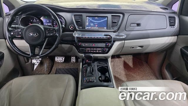 Kia All New Carnival Luxury, 2018 7