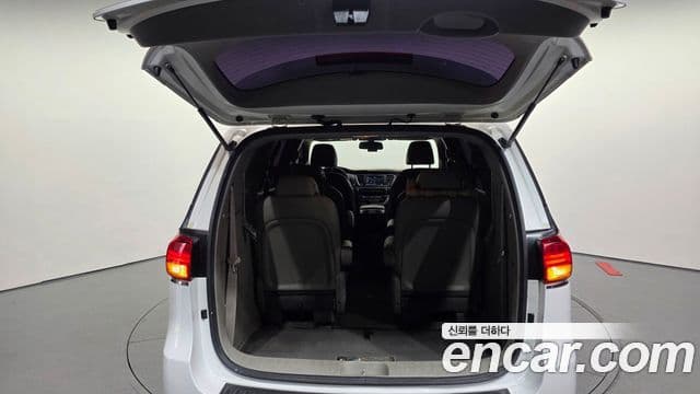 Kia All New Carnival Luxury, 2018 20