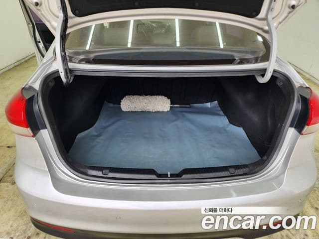 Kia The / новый New K3 дизель Deluxe, 2017 11