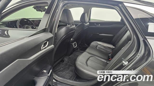 Kia K5 гибрид 3세대 Trendy, 2023 12