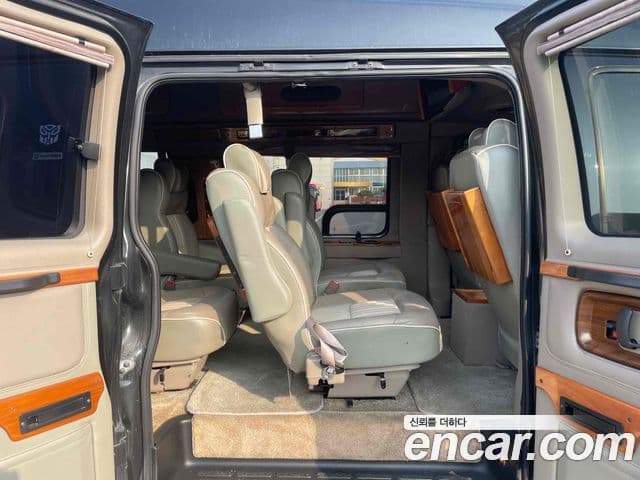 Chevrolet 익스프레스밴, 2005 16