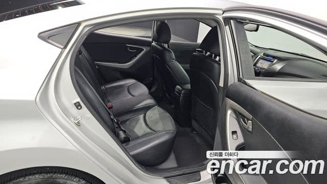 Hyundai Avante MD Luxury, 2011 13