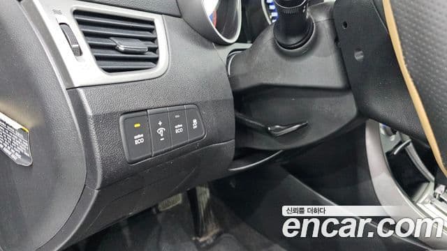 Hyundai Avante MD Luxury, 2011 15