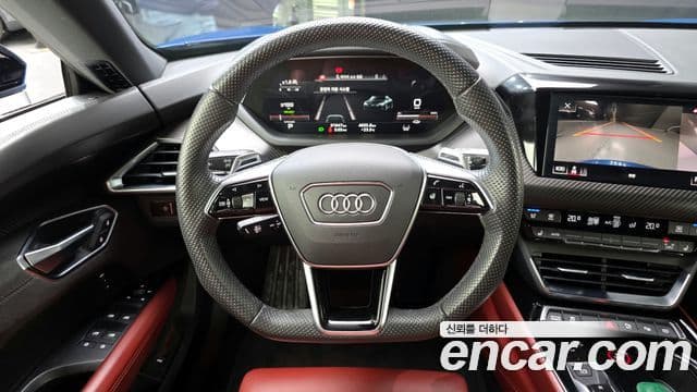 Audi e-Tron GT Premium, 2022 13