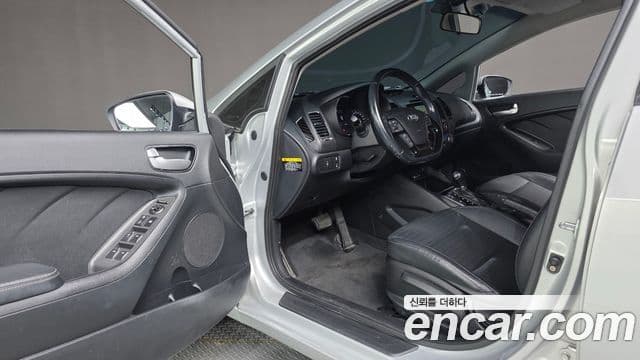 Kia The / новый New K3 Trendy, 2017 11