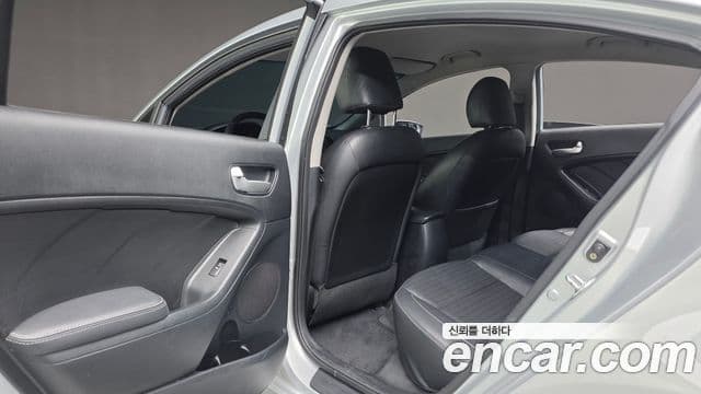 Kia The / новый New K3 Trendy, 2017 18