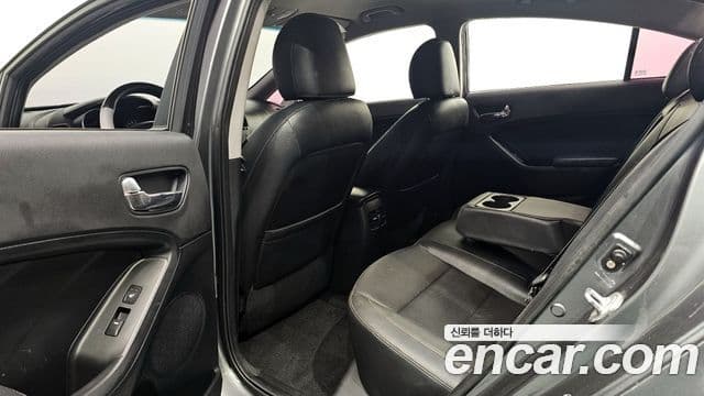 Kia K3 Prestige, 2015 12