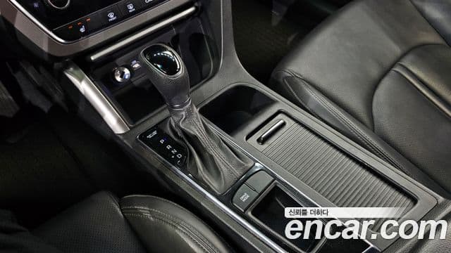 Hyundai LF Sonata Style, 2015 9