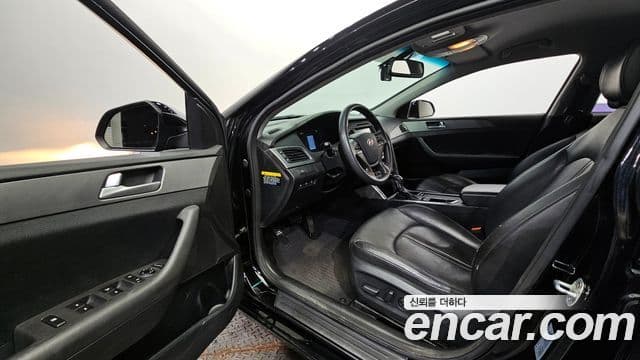 Hyundai LF Sonata Style, 2015 10