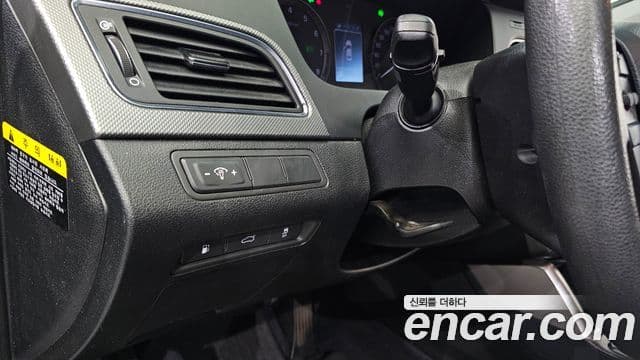 Hyundai LF Sonata Style, 2015 15